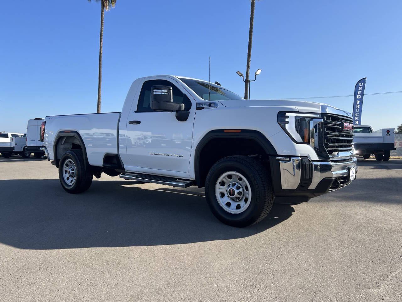2024 Gmc Sierra 2500 Pro photo 2