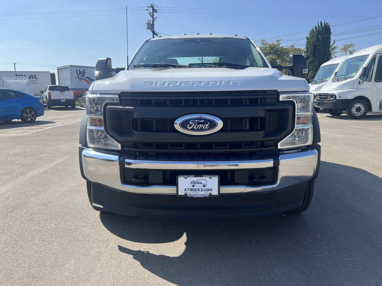 2022 Ford F-550 photo 2