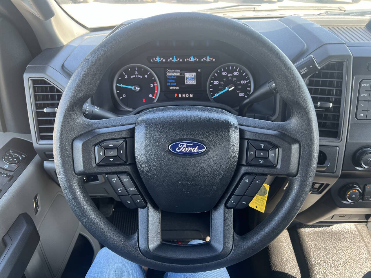 2022 Ford F-550 photo 4