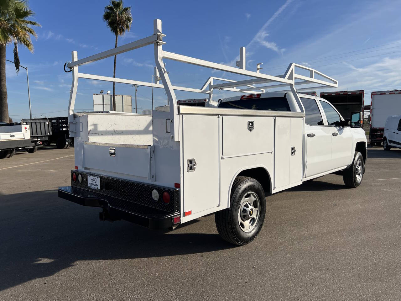 2019 Chevrolet Silverado 2500HD Work Truck photo 2