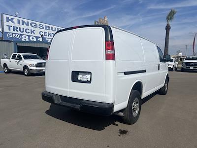 Used 2022 Chevrolet Express 3500 - photo 1