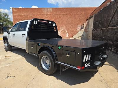 New 2025 Chevrolet Silverado 3500 Work Truck Crew Cab 4x4 Flatbed Truck for sale #B3836 - photo 2