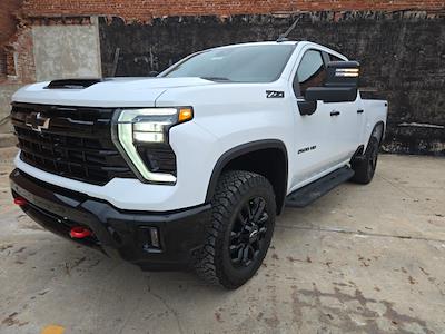 2026 Chevrolet Silverado 2500 Crew Cab 4WD Pickup for sale #B4081 - photo 1