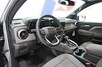 2025 Chevrolet Colorado Crew Cab 4x4 Pickup for sale #S1225403 - photo 20
