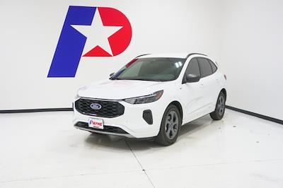 Used 2023 Ford Escape - photo 1