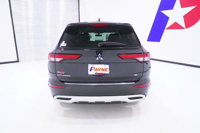 Used 2023 Mitsubishi Outlander SE for sale #TPZ037856 - photo 2