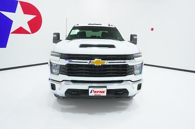 Used 2024 Chevrolet Silverado 2500 - photo 1