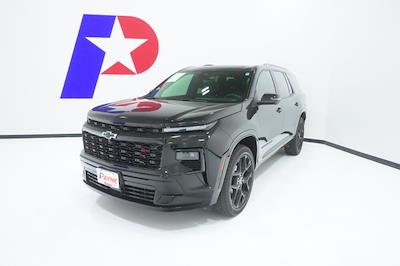 Used 2024 Chevrolet Traverse - photo 1
