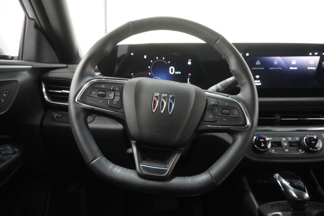 Used 2025 Buick Envista - photo 23