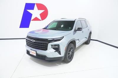 Used 2025 Chevrolet Traverse LT for sale #TSJ154635 - photo 1