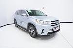 2019 Toyota Highlander FWD SUV for sale #ZKS047695 - photo 3