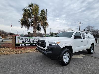 Used 2022 Toyota Tacoma - photo 1