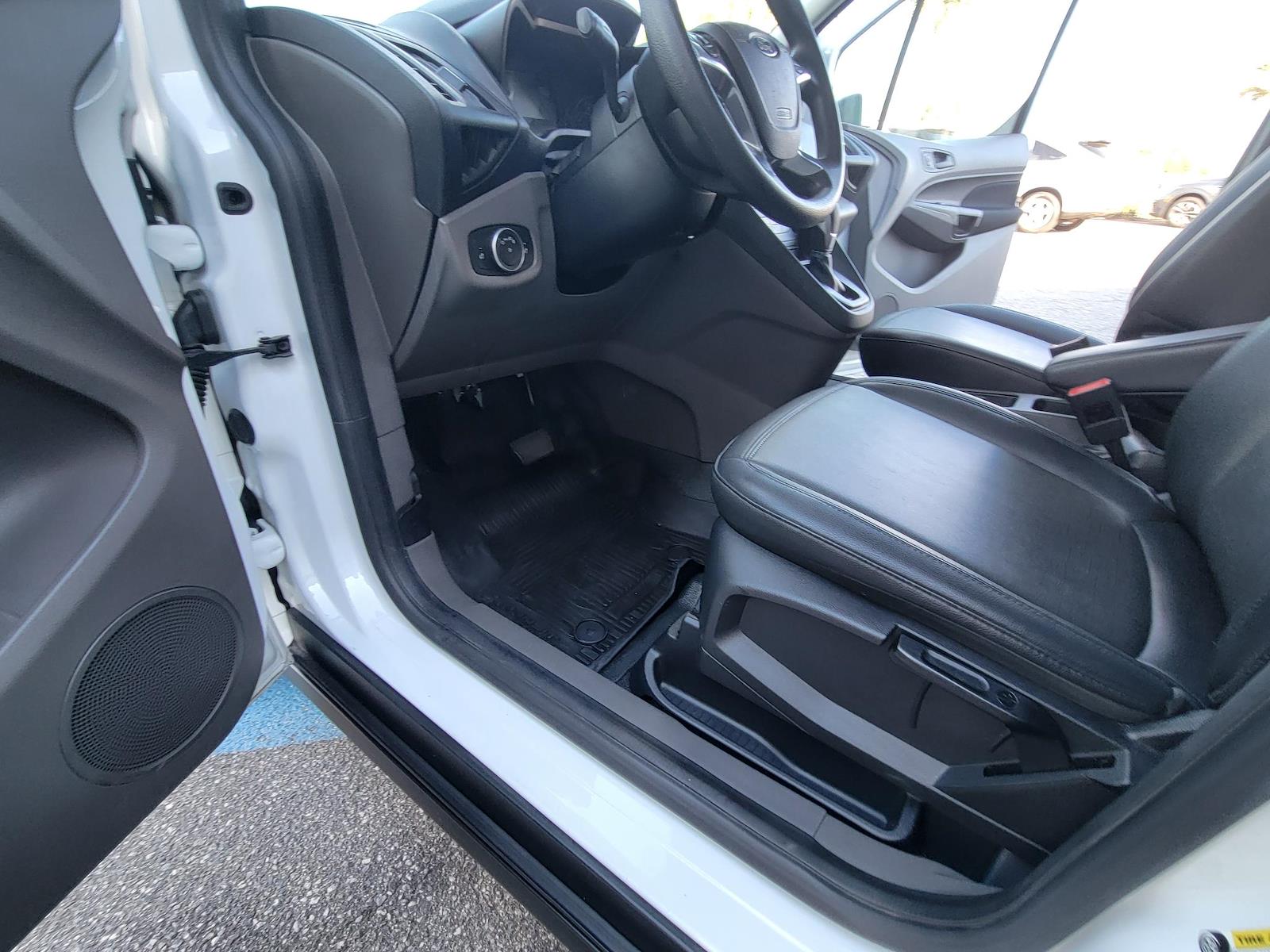 Used 2021 Ford Transit Connect - photo 24