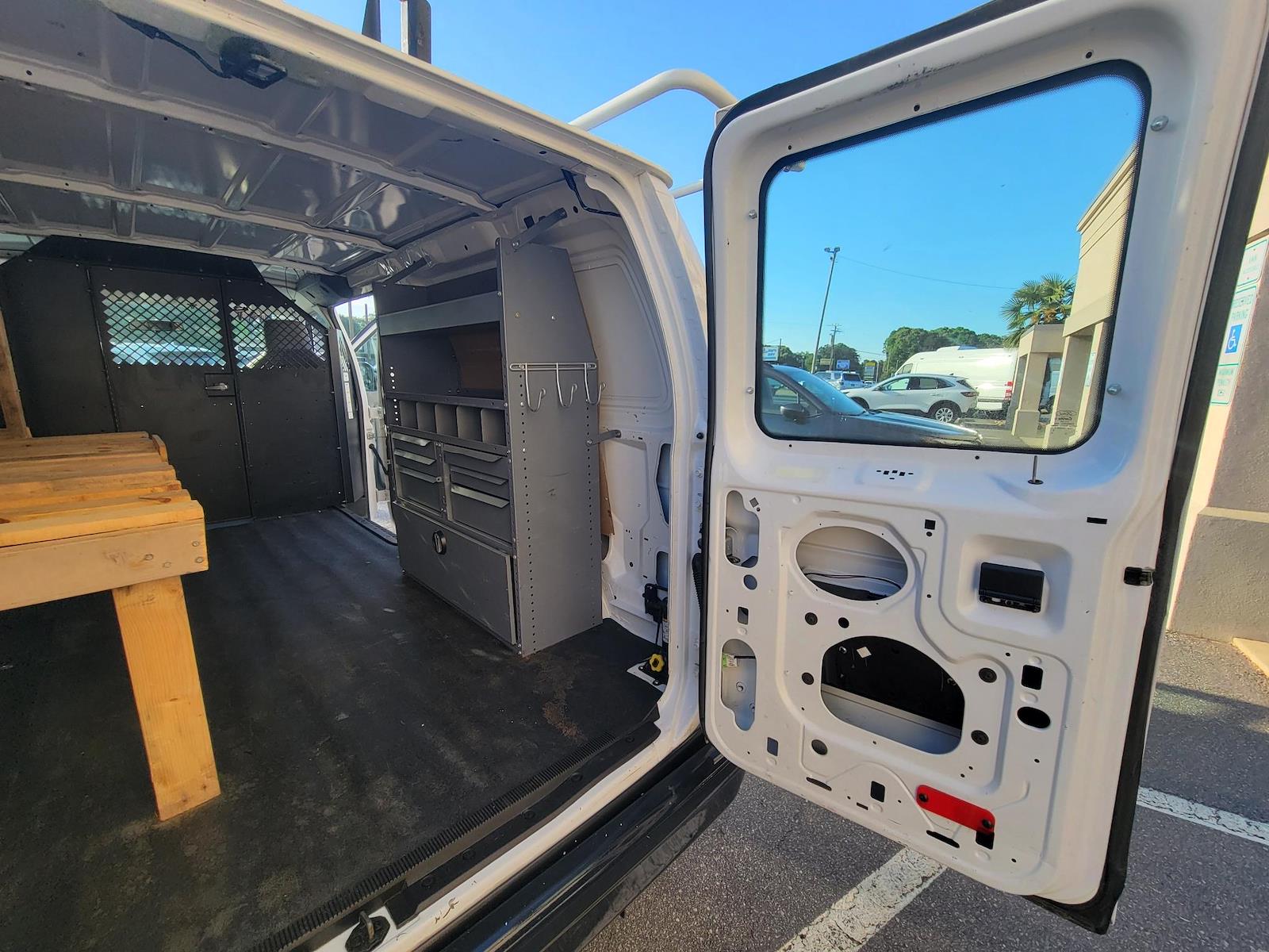 Used 2014 Ford E-150 - photo 27