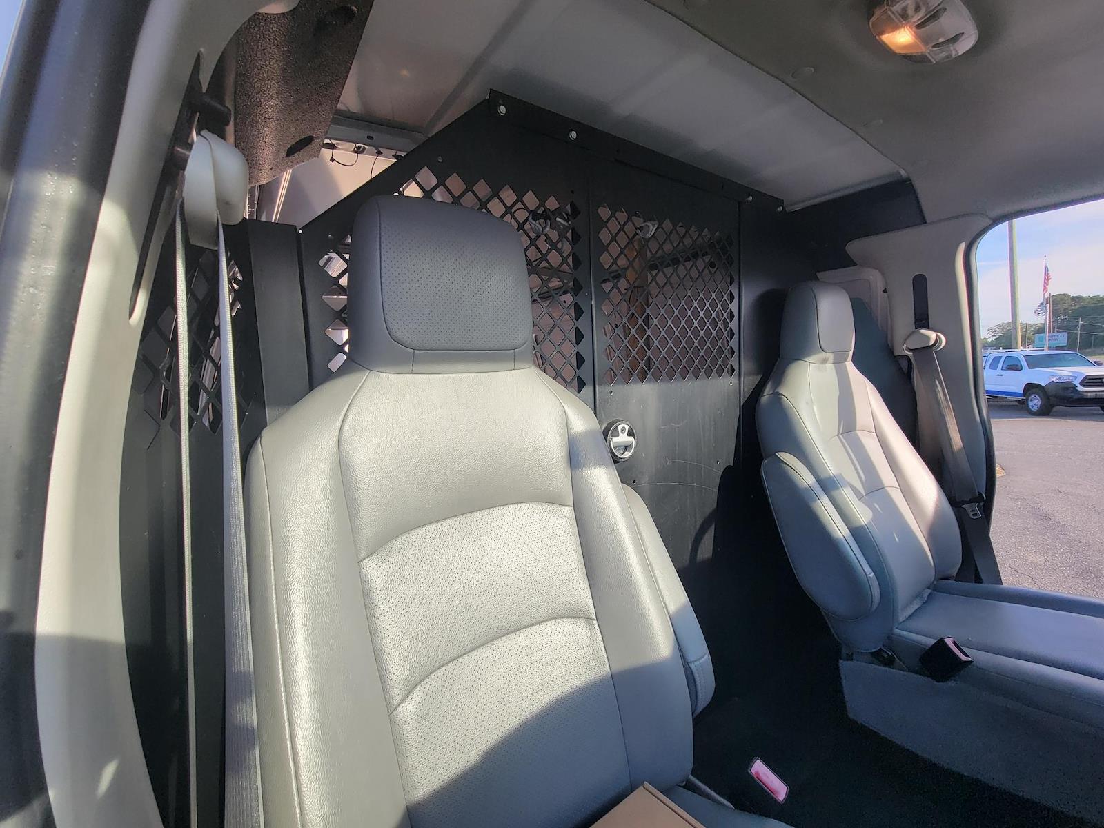 Used 2014 Ford E-150 - photo 42