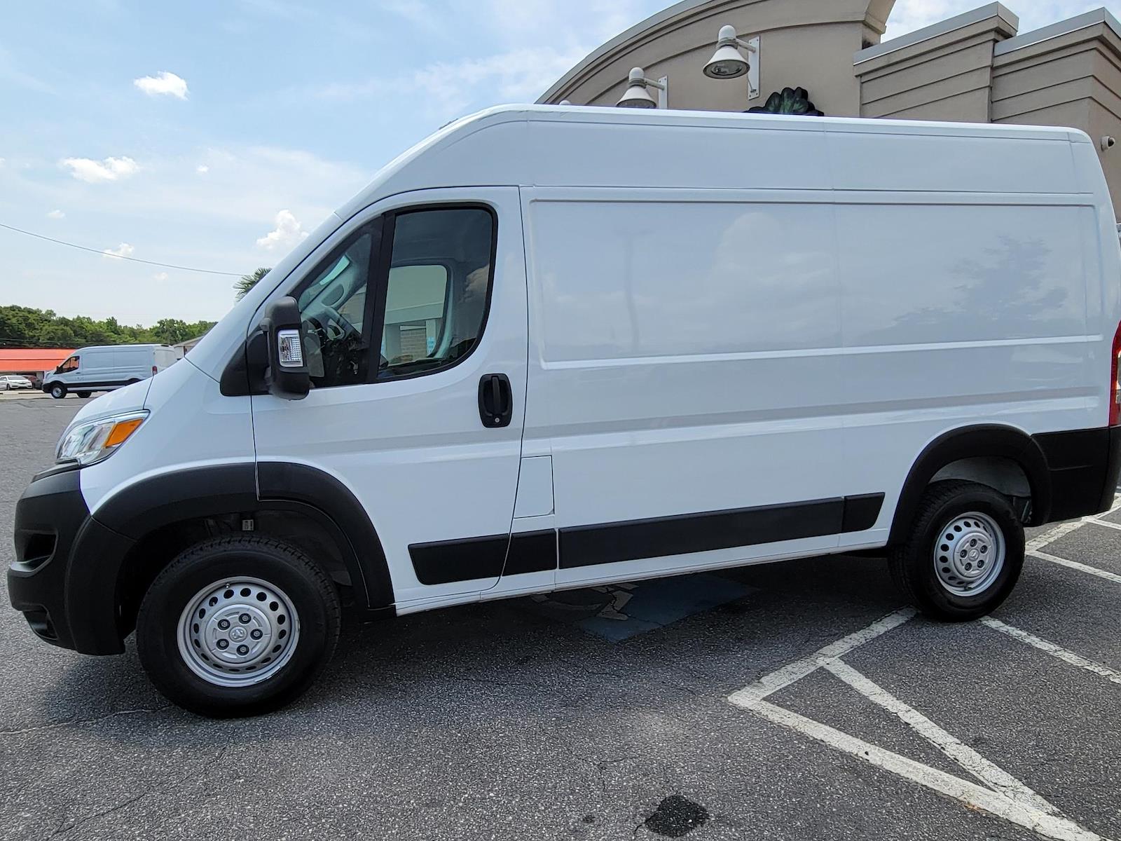 Used 2025 Ram ProMaster 2500 - photo 9