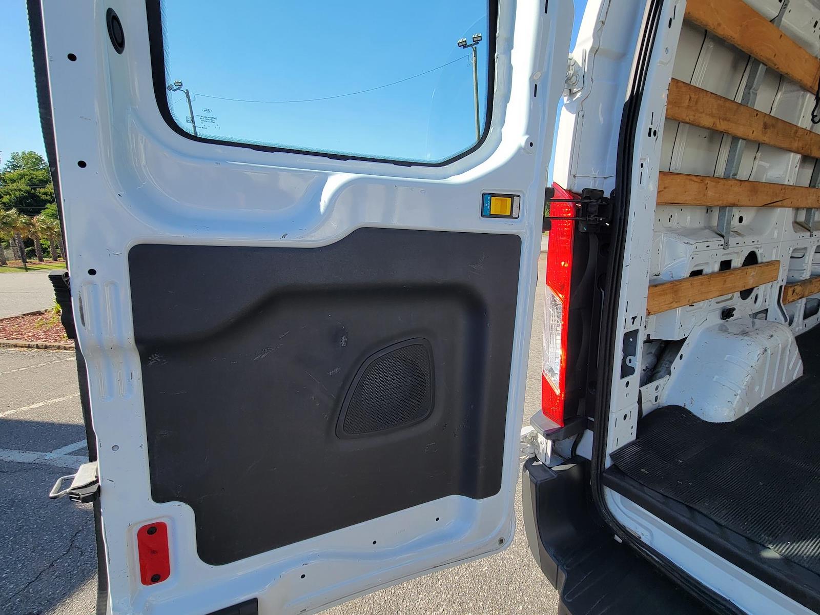 Used 2015 Ford Transit 250 - photo 32