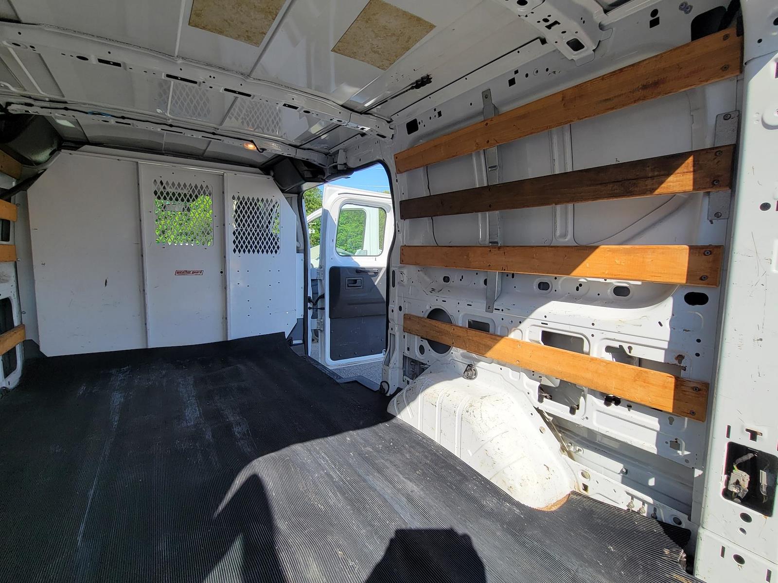 Used 2015 Ford Transit 250 - photo 37