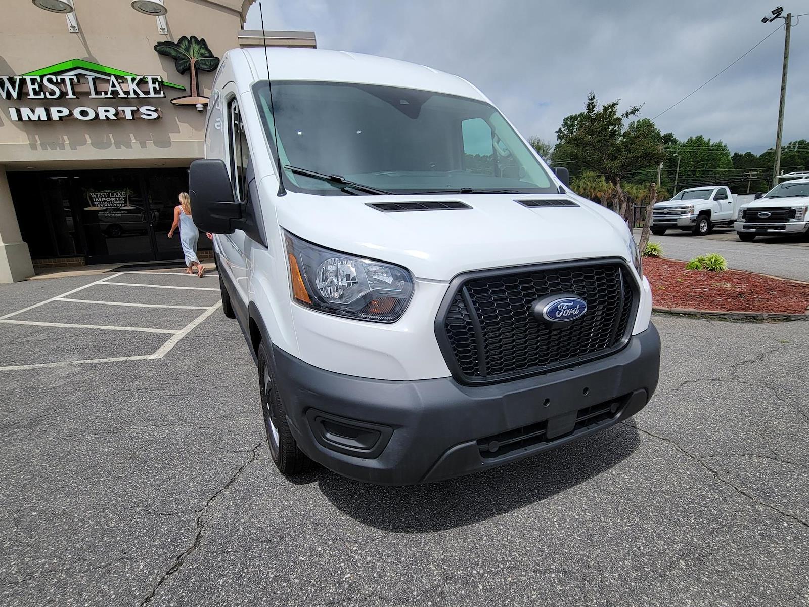 Used 2025 Ford Transit 250 - photo 8
