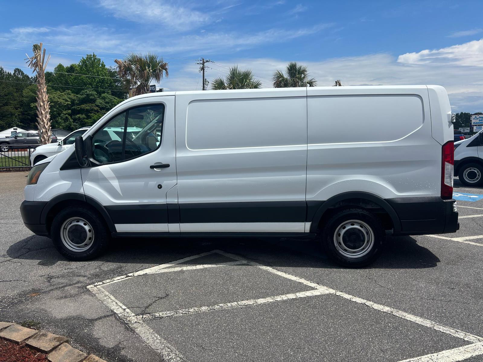 Used 2016 Ford Transit 150 - photo 12