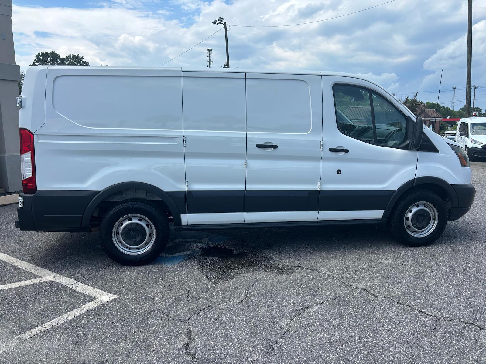Used 2016 Ford Transit 150 - photo 22