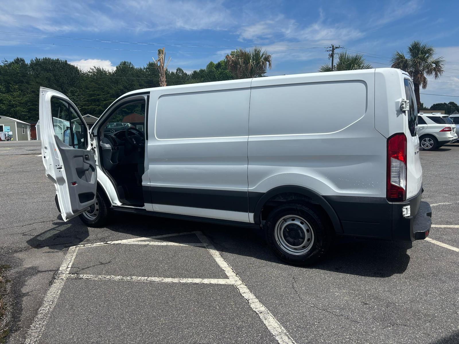 Used 2016 Ford Transit 150 - photo 31