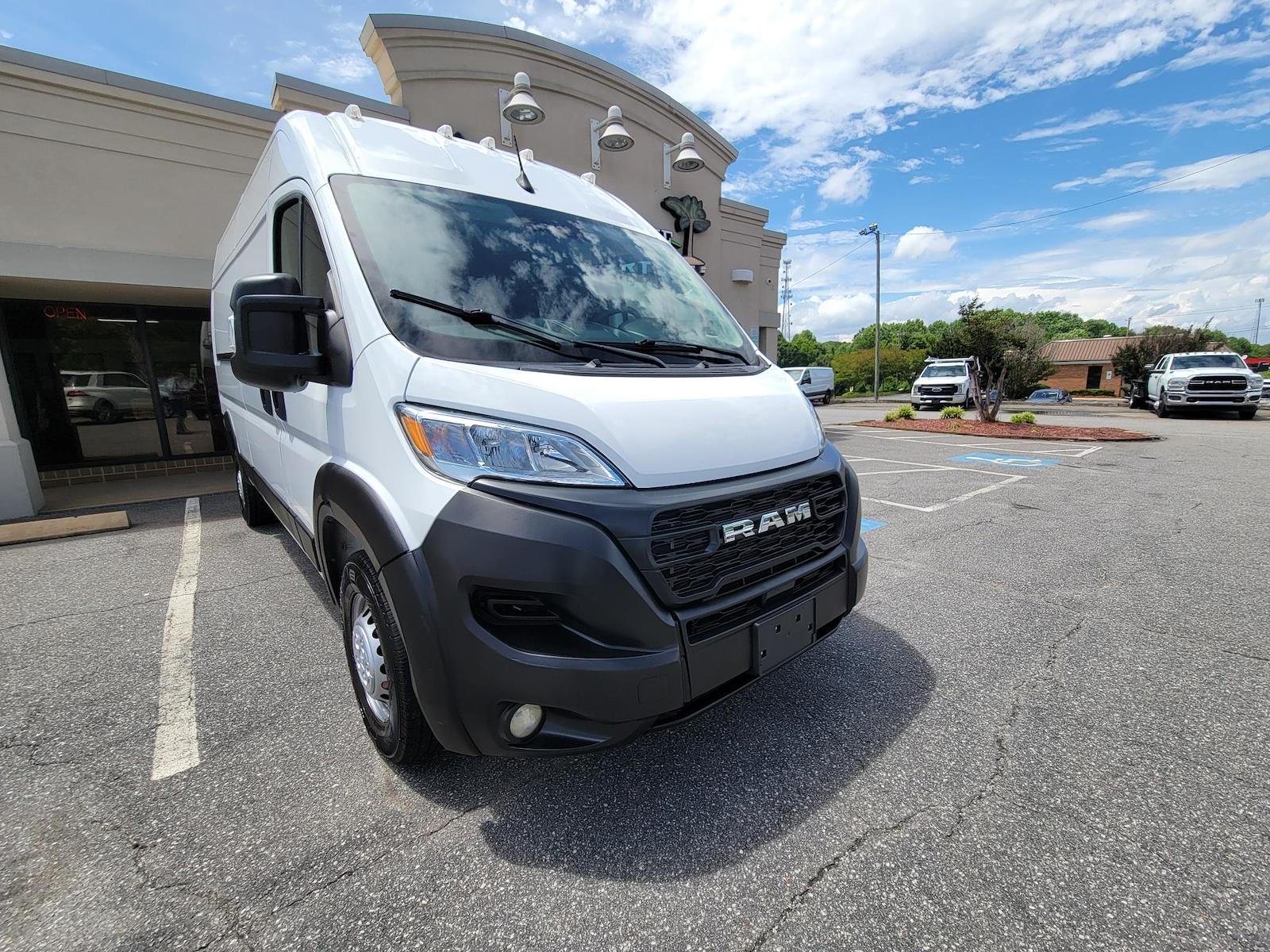 Used 2024 Ram ProMaster 2500 - photo 8
