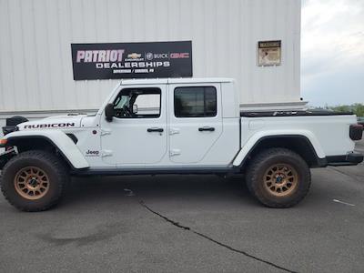 2020 Jeep Gladiator Crew Cab 4x4 Pickup for sale #B5094C - photo 2