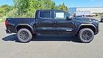 2026 GMC Canyon Crew Cab 4WD Pickup for sale #G6029 - photo 3