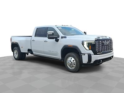 New 2026 GMC Sierra 3500 Denali Ultimate Crew Cab 4WD Pickup for sale #G6104 - photo 1