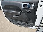 2020 Jeep Gladiator Crew Cab 4WD Pickup for sale #LL188113 - photo 24