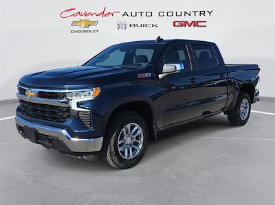 Used 2022 Chevrolet Silverado 1500 LT Crew Cab for sale #NZ613087 - photo 1