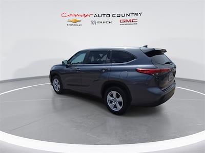 Used 2023 Toyota Highlander LE SUV for sale #PS046302 - photo 2