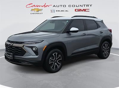 Used 2024 Chevrolet Trailblazer - photo 1