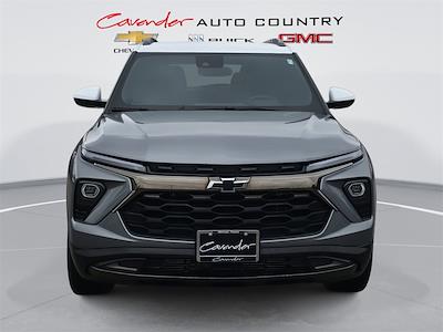 Used 2024 Chevrolet Trailblazer - photo 1