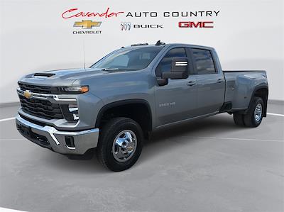 Used 2025 Chevrolet Silverado 3500 LT Crew Cab for sale #SF197139 - photo 1