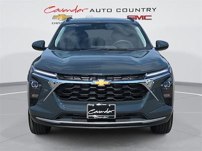 New 2026 Chevrolet Trax LT SUV for sale #TC006972 - photo 2