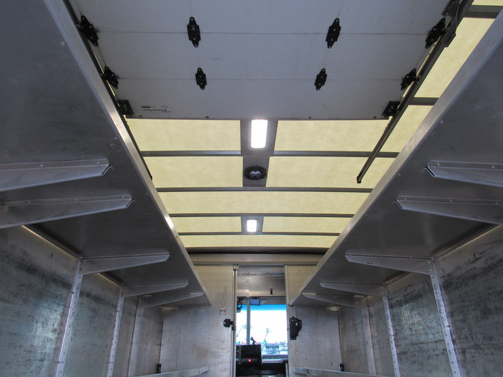 Used 2019 Ford E-450 - photo 22