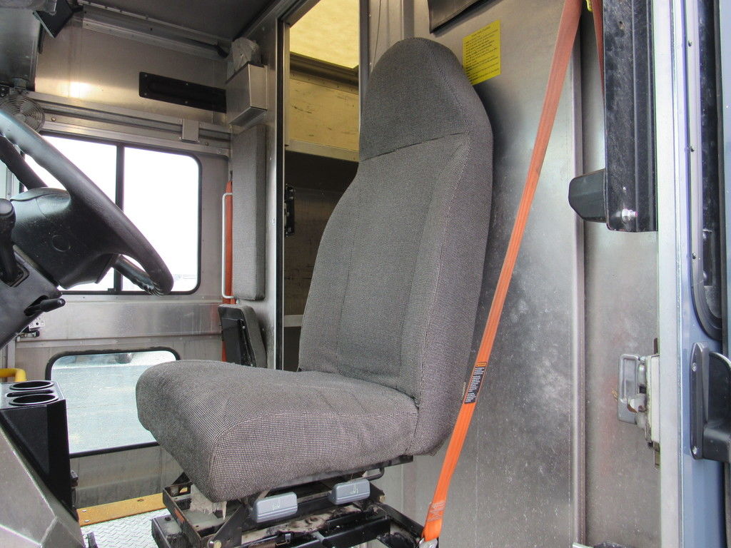 Used 2019 Ford E-450 - photo 25
