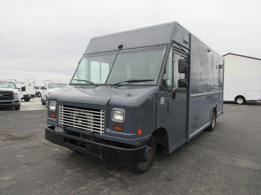 Used 2019 Ford E-450 - photo 11