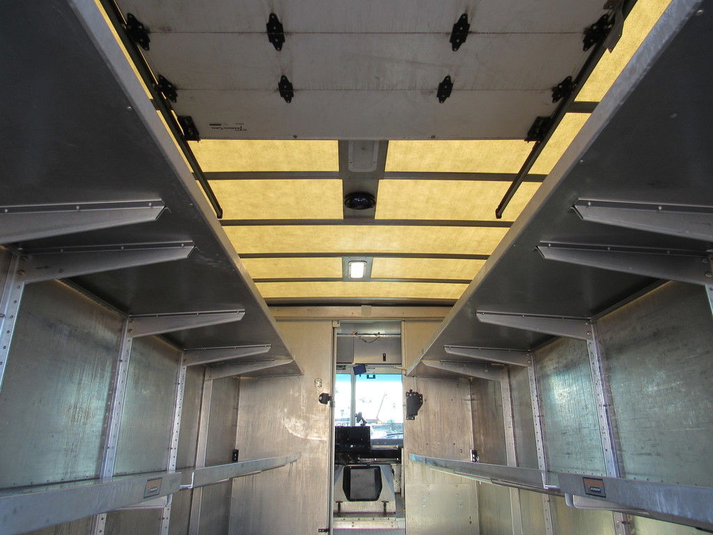 Used 2019 Ford E-450 - photo 23