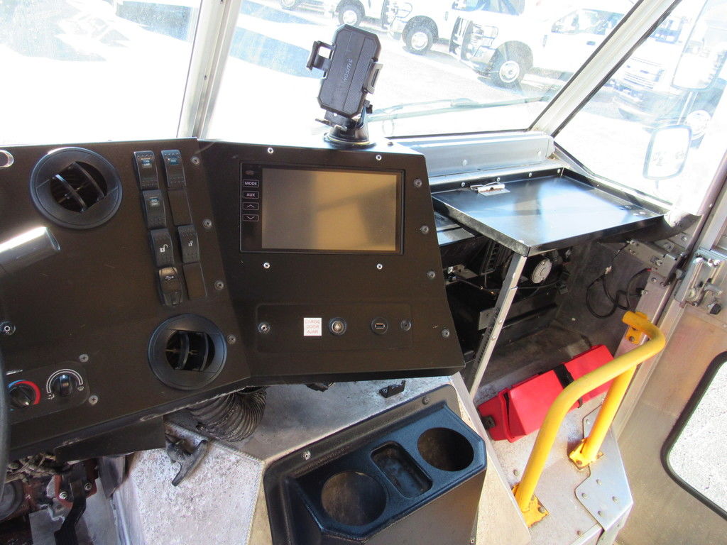 Used 2019 Ford E-450 - photo 29