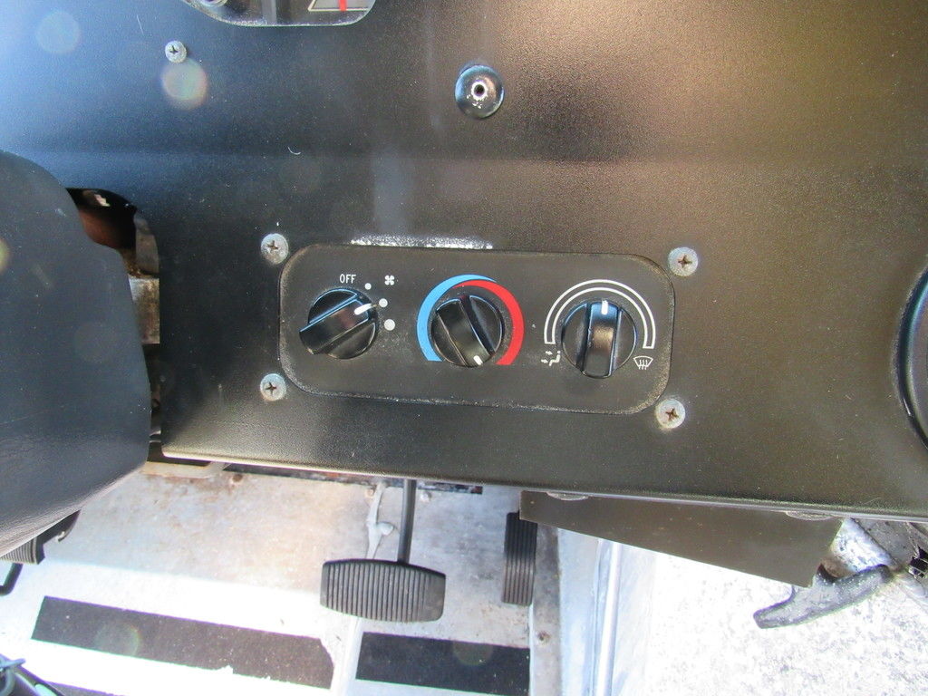 Used 2019 Ford E-450 - photo 31