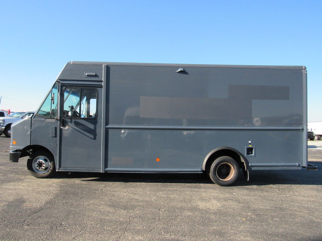 Used 2019 Ford E-450 - photo 10