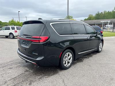 2021 Chrysler Pacifica FWD Minivan for sale #25W1236A - photo 2