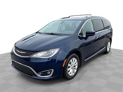 2018 Chrysler Pacifica FWD Minivan for sale #5W0246A - photo 1