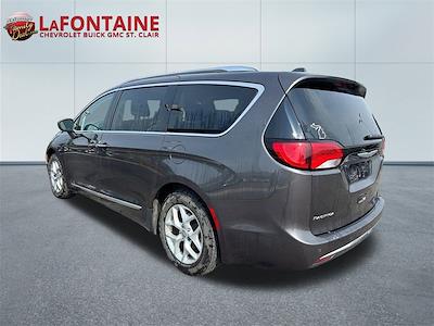 2018 Chrysler Pacifica FWD Minivan for sale #5W0429A - photo 2