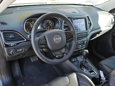 Used 2023 Jeep Cherokee - photo 1