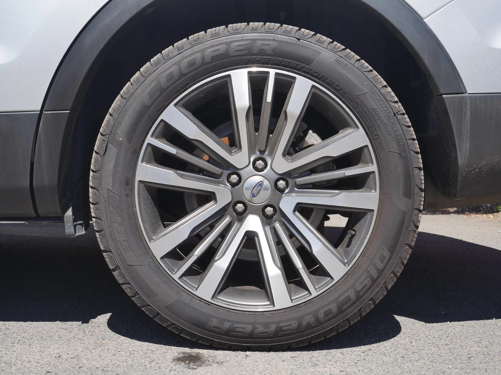 Used 2017 Ford Explorer - photo 19