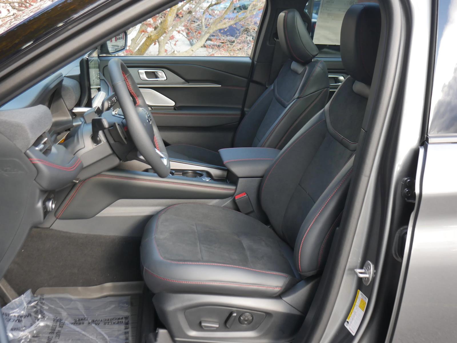 New 2026 Ford Explorer - photo 5